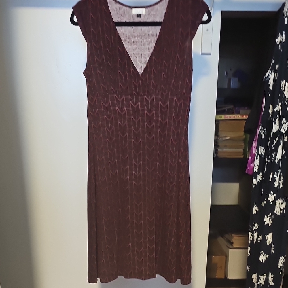 Maroon Sheath Midi Dress V-Neck Sleeveless